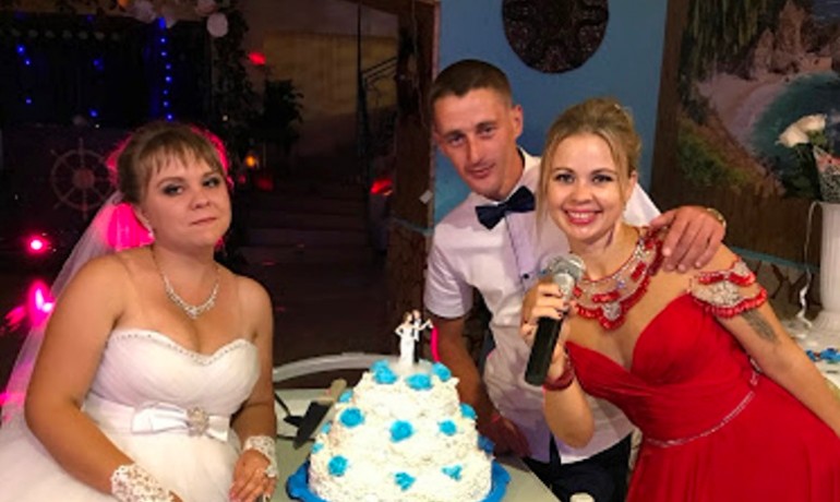 Ведущие на свадьбу майкоп Ведущие на свадьбу майкоп